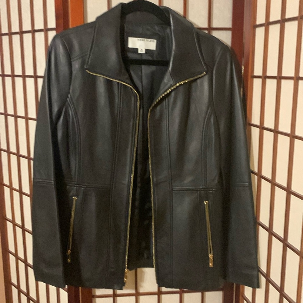 Leather Blazer - 💯 real leather